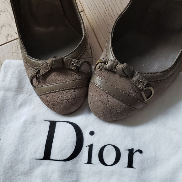 Sold ♥️ Dior CD Charm Pumps Heels - Picture 2 of 7